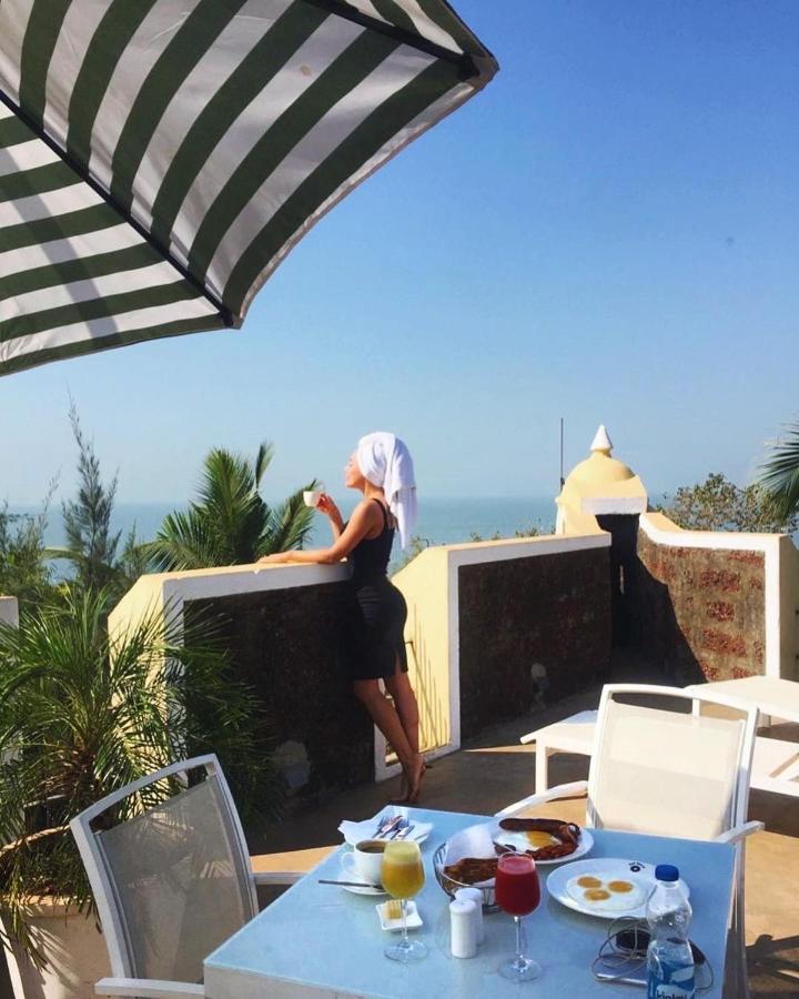 Fort Tiracol Heritage Hotel Арамбол Екстериор снимка